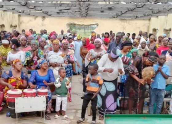 Mais de 40 cristãos são mortos por extremistas enquanto celebravam Natal na Nigéria 9