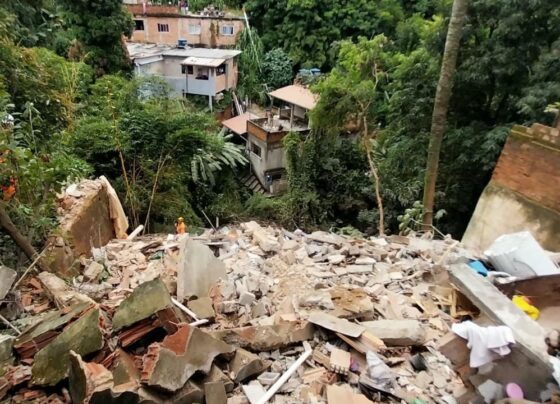 Três pessoas morrem após desabamento de casa em Belo Horizonte 1