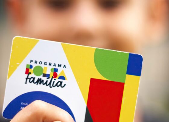 Caixa paga Bolsa Família a beneficiários com NIS de final 3 11