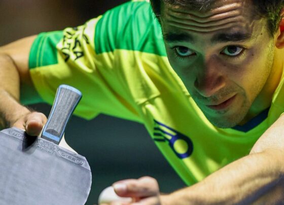 Calderano fica com bronze em Doha após derrota para jovem chinês 11