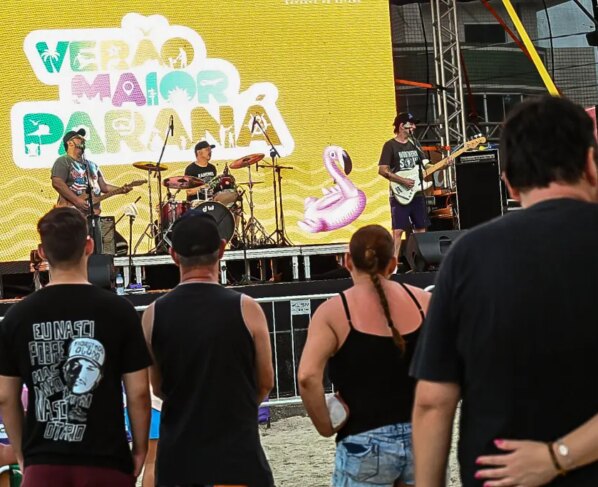 Os shows são gratuitos e incluiu uma variedade de estilos musicais e funcionam de terça-feira a sábado, sempre a partir das 18h (Foto: SEEC)