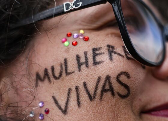 Feminicídios e mulheres feridas por arma de fogo cresceram 52% em 2025 18