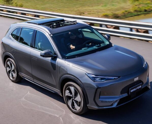 Geely EX5