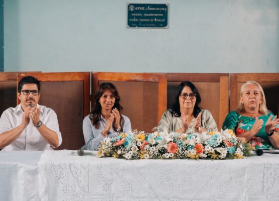 Katia Miki participa de cerimônia de posse da nova direção da APAE de Barra do Piraí 15
