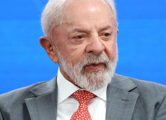 Lula reúne STF, BC, PF e Receita para debater combate ao crime 22