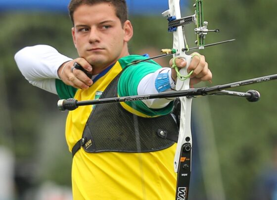 Marcus D'Almeida é bronze em etapa do mundial de tiro com arco indoor 3