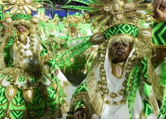 Viva Maria: Mangueira leva Amazônia à Sapucaí 7