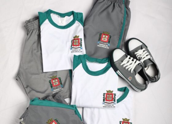 Prefeitura de Ferraz começa a realizar entrega dos uniformes para as escolas da rede municipal 11
