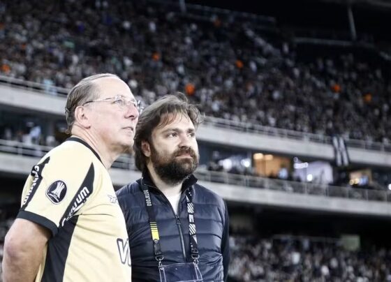 Associativo do Botafogo indica recusa a aporte desejado por John Textor e revela conversas com 'potenciais investidores' para a SAF 15