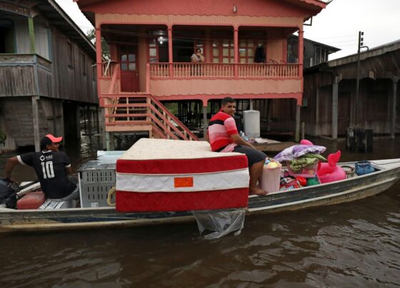 Cheia atinge doze municípios do Amazonas 3