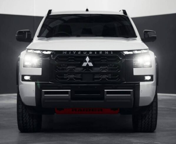 Mitsubishi Triton Raider
