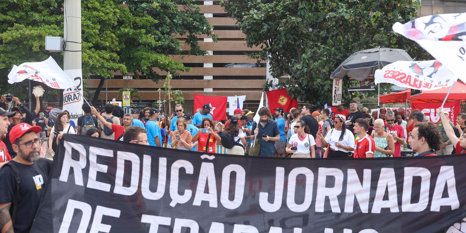 Caminhos da Reportagem debate impactos da escala 6x1 no Brasil 16