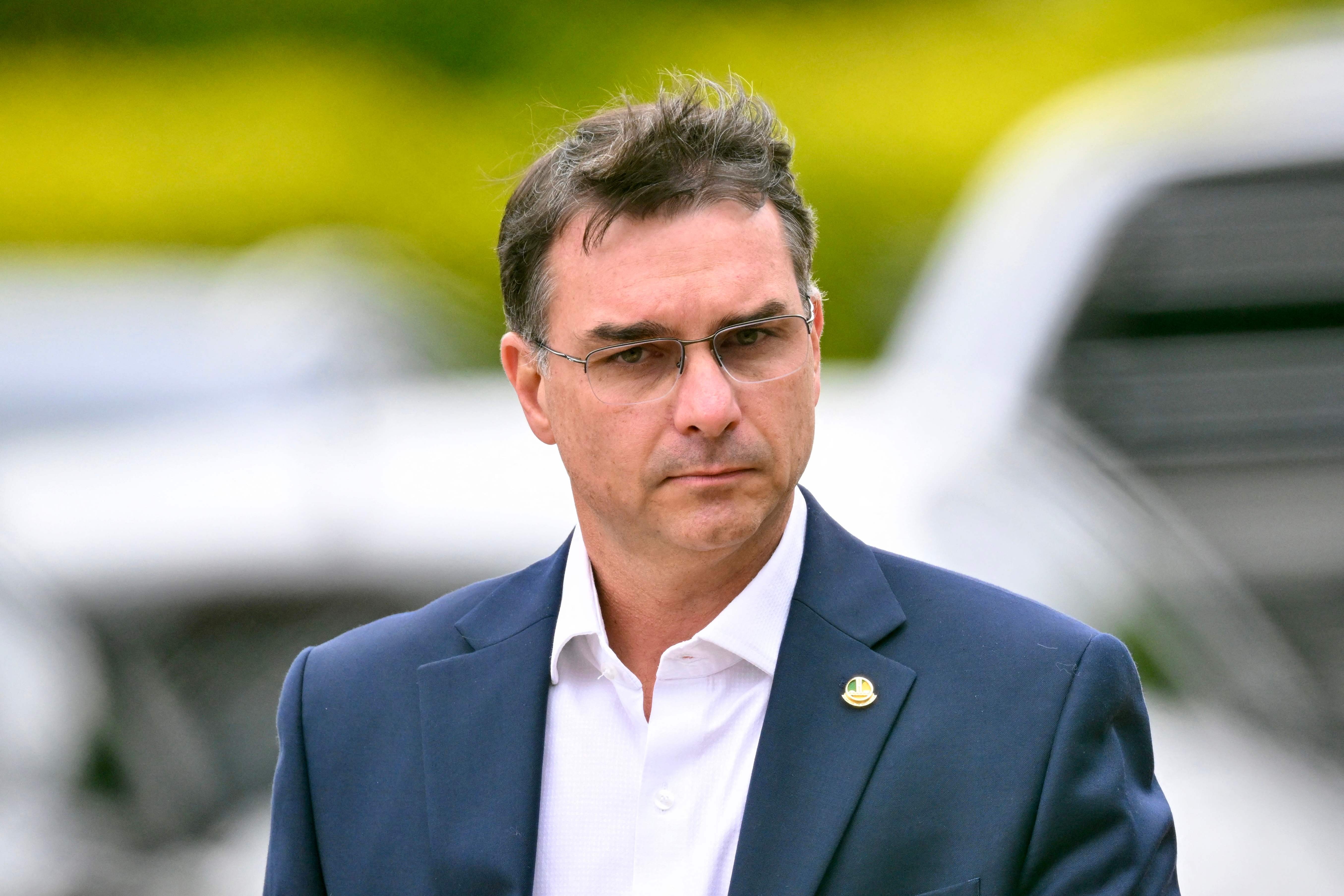 Flávio diz que dinheiro pago por Vorcaro para filme foi repassado por meio de fundo de advogado de Eduardo 5