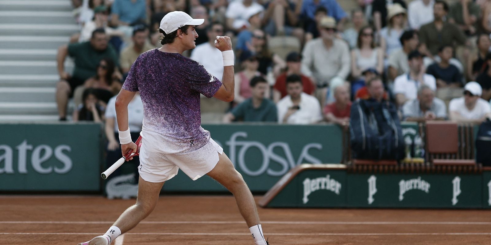 João Fonseca estreia com vitória no torneio de Roland Garros 7