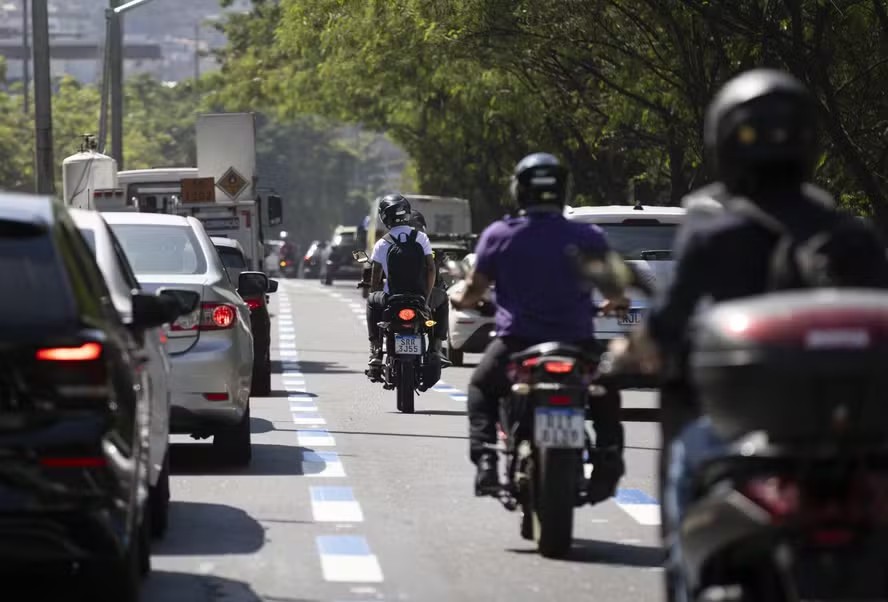 Motofaixas avançam pela Zona Sul do Rio: confira quais vias ganharão corredores exclusivos 1