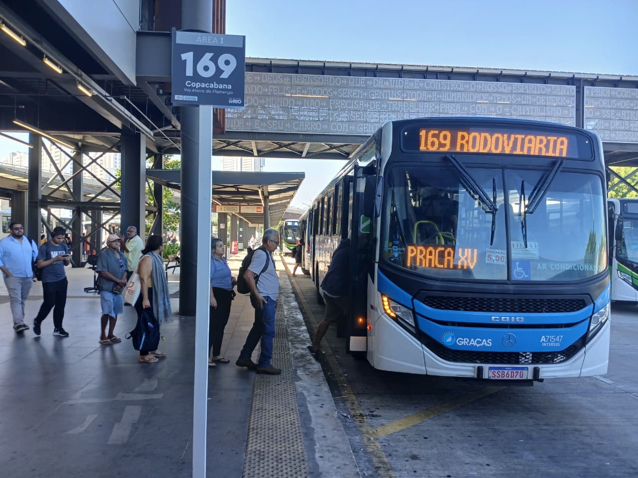 Ônibus sem dinheiro vivo: linha entre Ilha do Governador e Tijuca será a primeira do Rio a aceitar só cartão e Pix 3
