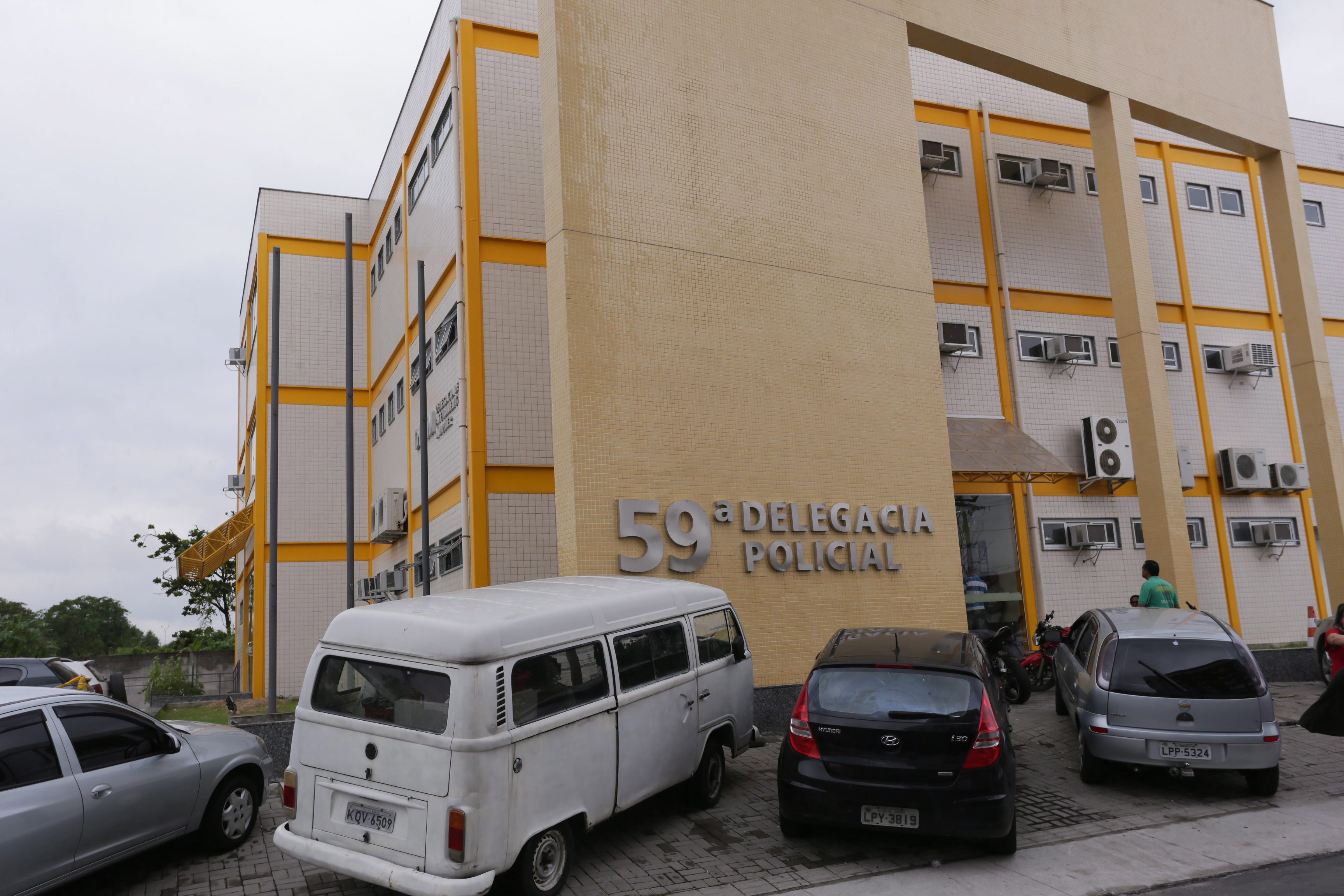 Operação da Polícia Civil no Parque das Missões, em Caxias, mira roubo de carros e cargas 4
