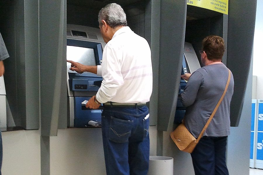 Saída da agência do Itaú altera atendimento bancário de aposentados e pensionistas em Morretes 7