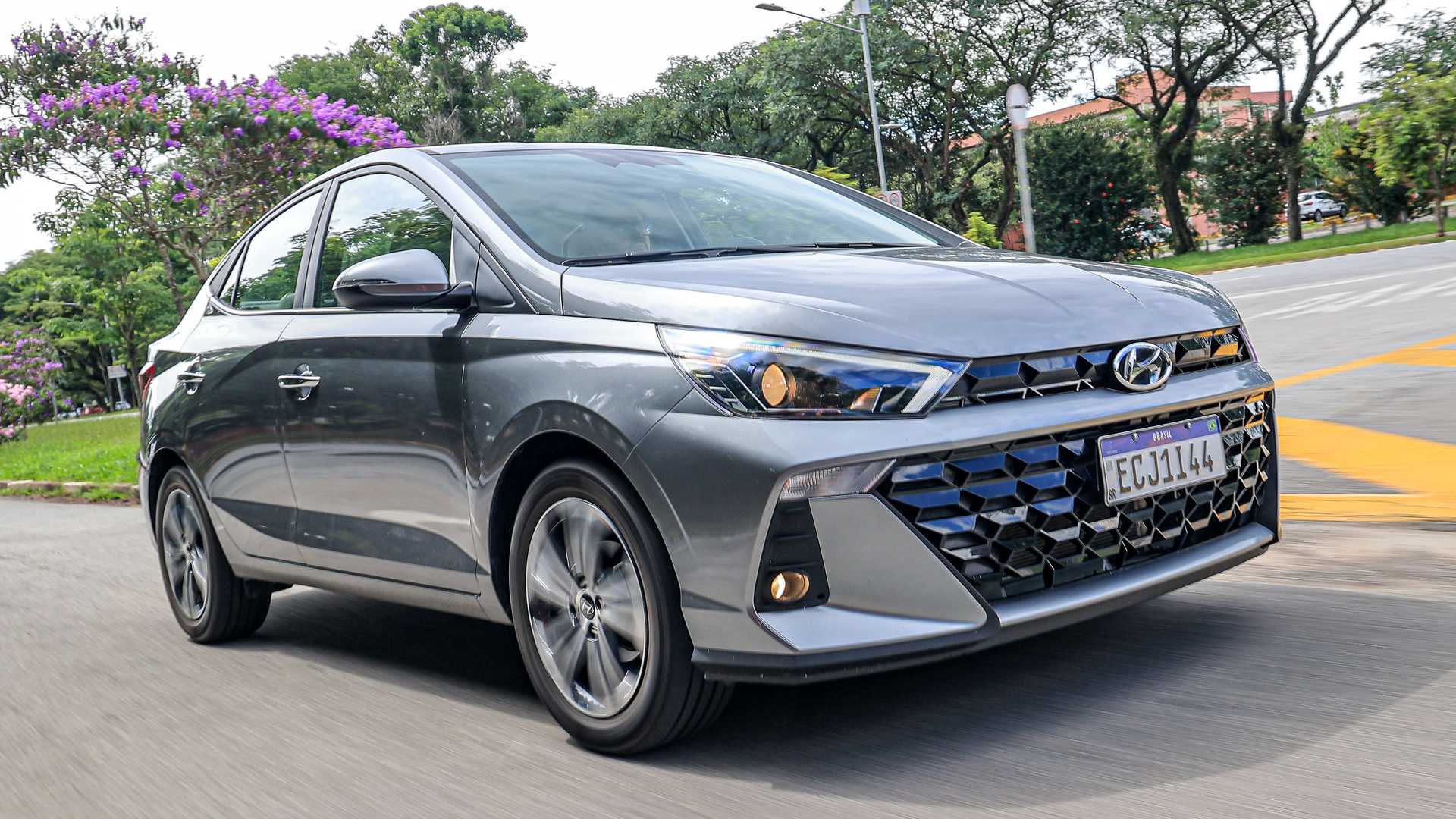 Sedãs em abril: HB20S lidera e ameaça topo do Onix Plus 1
