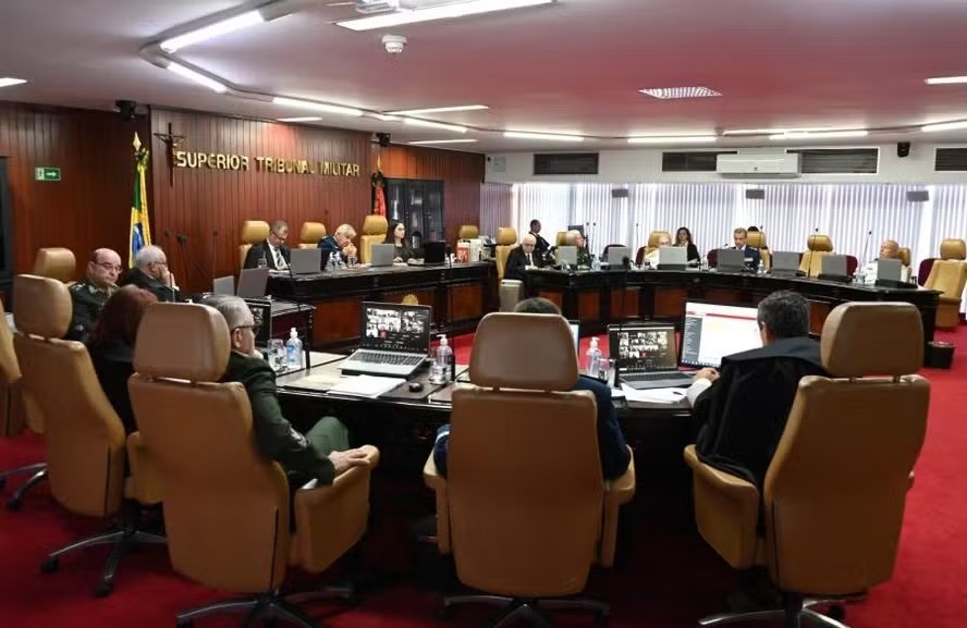 Superior Tribunal Militar condena suboficial da Marinha por assédio sexual contra cabo trans 1