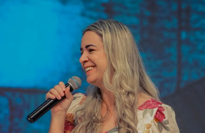 Testemunho: Keyla Costa, baleada por engano, volta a andar 1
