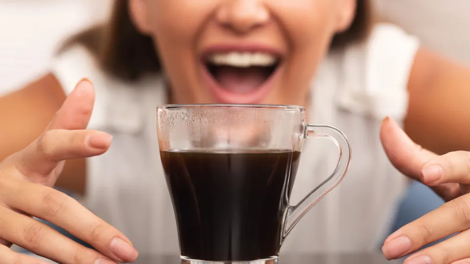 Café com açúcar, adoçante ou puro, qual é a melhor opção? 7