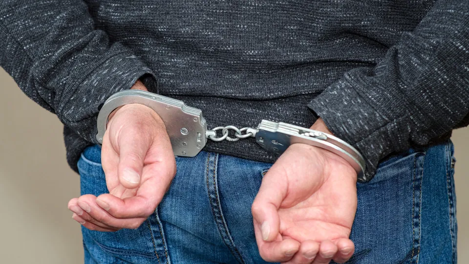 Homem é preso após ameaçar passageiros com espada em saguão do Aeroporto de Viracopos 3