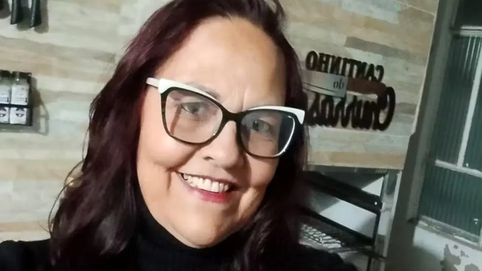 Mata a mãe por conta de luz, esconde corpo e finge sumiço em MG 15