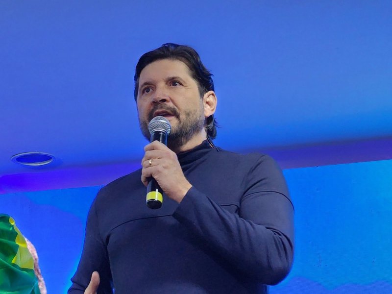 Em pré-lançamento de campanha ao Senado, André do Prado reúne presidentes de grandes partidos 9