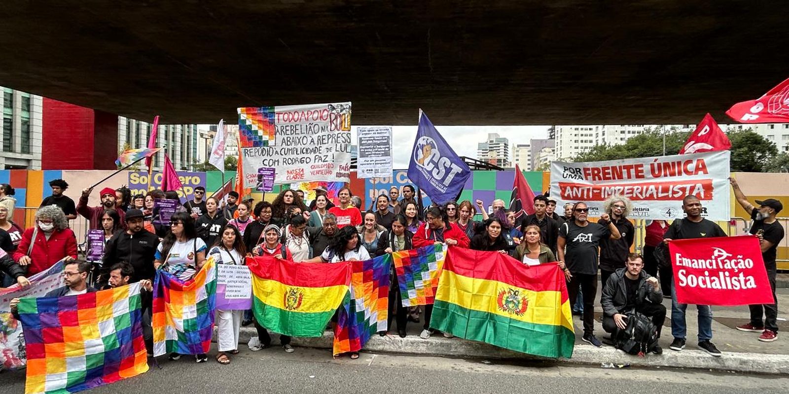 Ato em São Paulo presta solidariedade a protestos na Bolívia 4