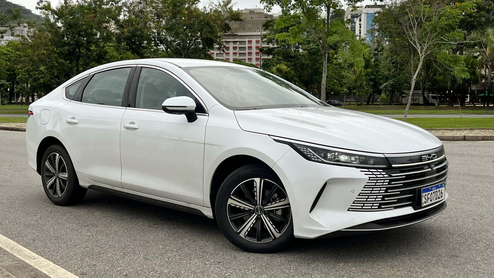 BYD King GS ganha bônus de R$ 10 mil em junho 6