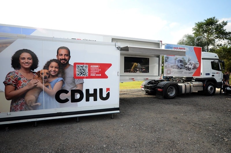CDHU Móvel oferece atendimento presencial a mutuários em Taquarituba 11