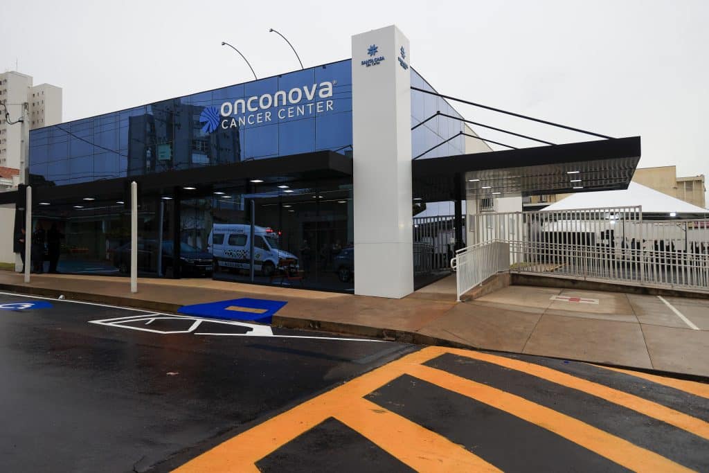 Caravana 3D: Governo de SP amplia atendimento a pacientes com câncer na região Central 10