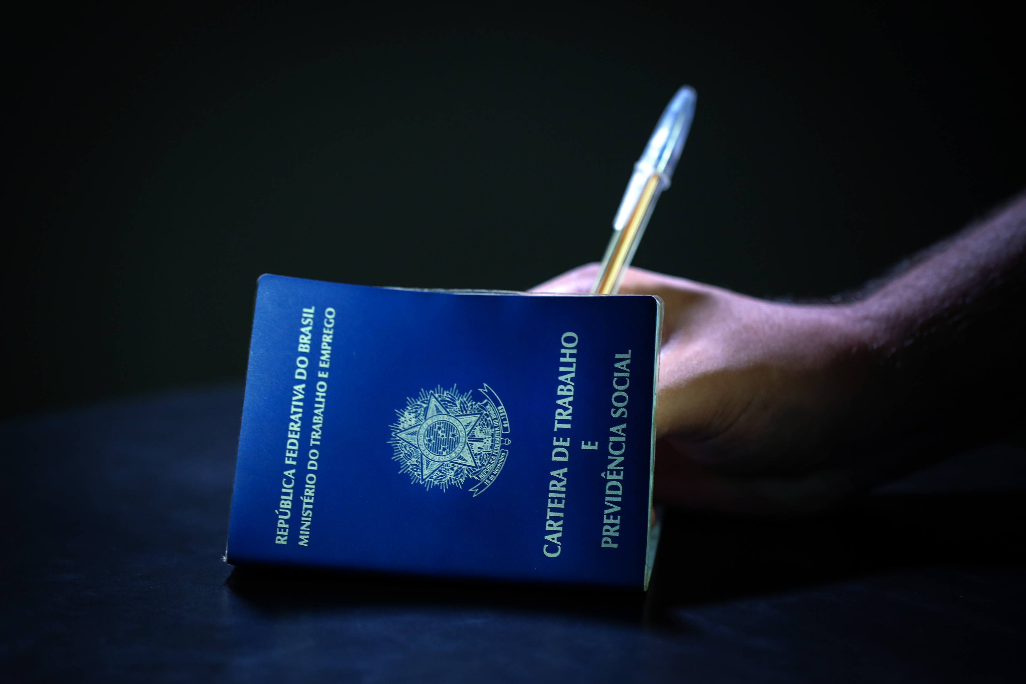 Fim da 6 X 1 beneficiará 37 milhões de trabalhadores, diz governo