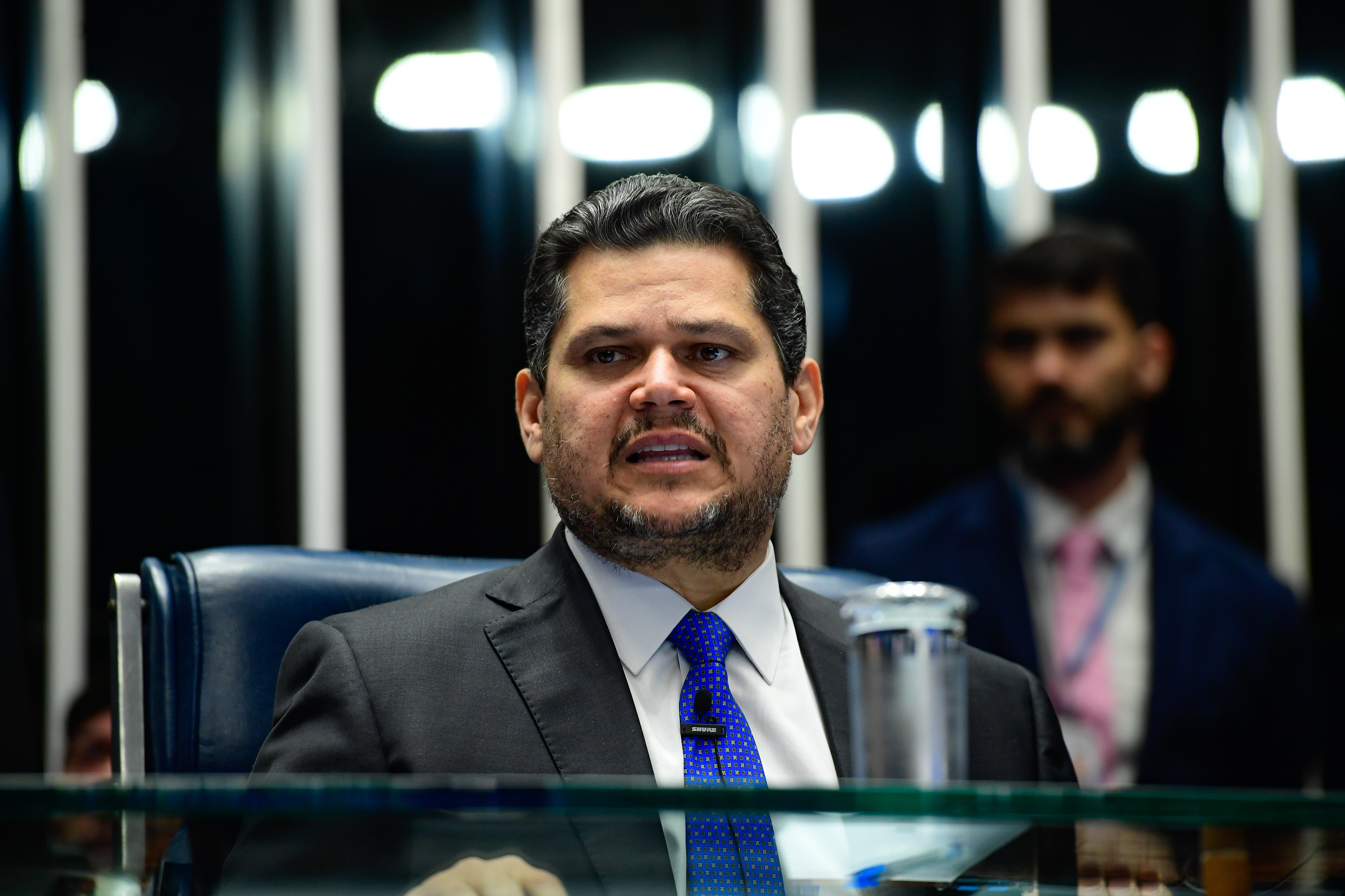 Fim da escala 6x1: presidente do Senado vai se reunir com parlamentares governistas para debater PEC 11