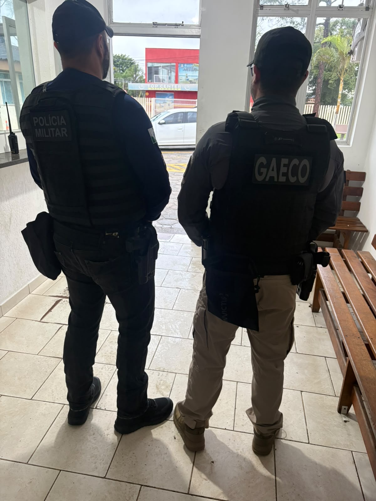 Gaeco prende dois policiais militares por extorsão e tortura no Litoral 10