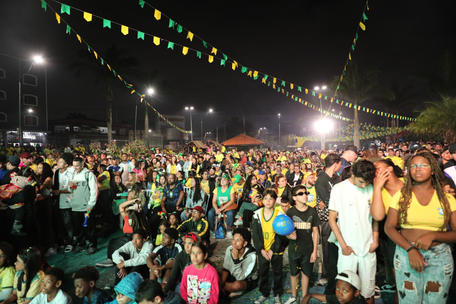 Mais de 5 mil pessoas acompanham a estreia do Brasil na Copa do Mundo 2026 em Ferraz de Vasconcelos 11