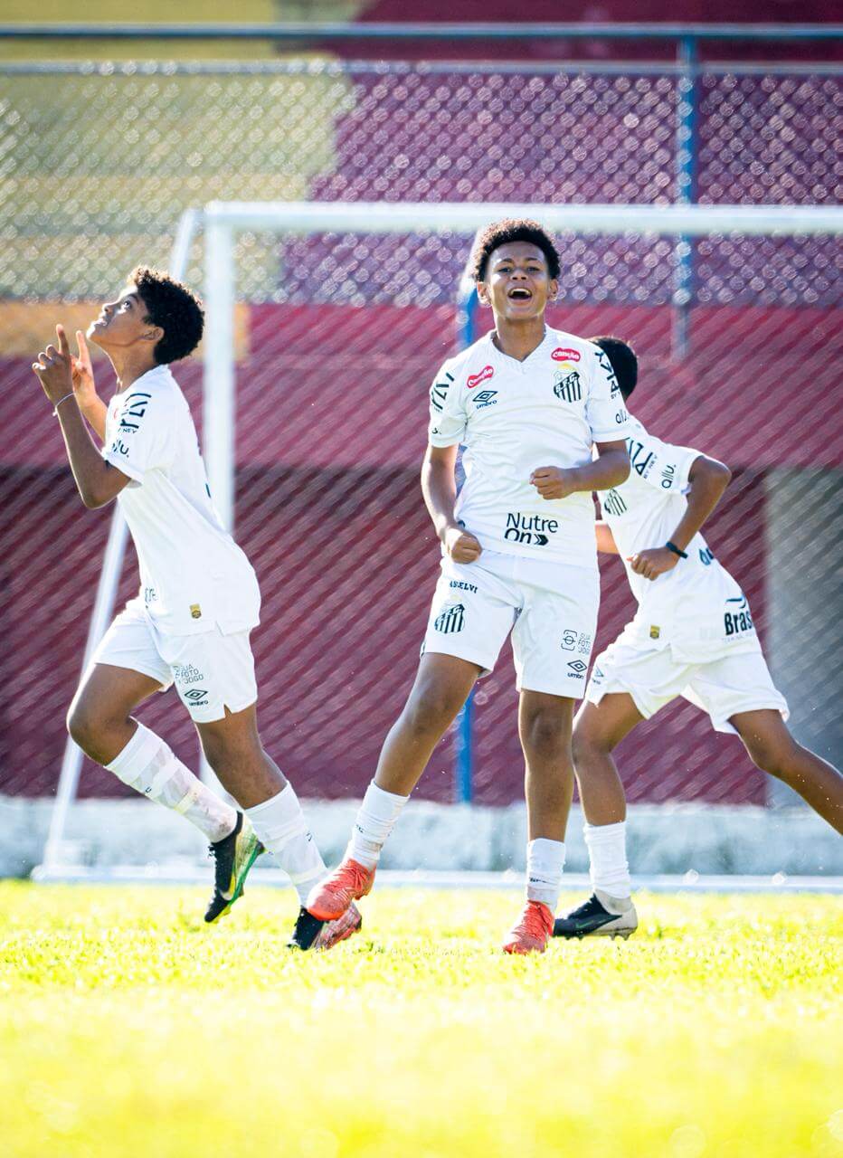 Meninos da Vila do sub-13 e sub-14 vencem o Mauá FC pelo Campeonato Paulista 2