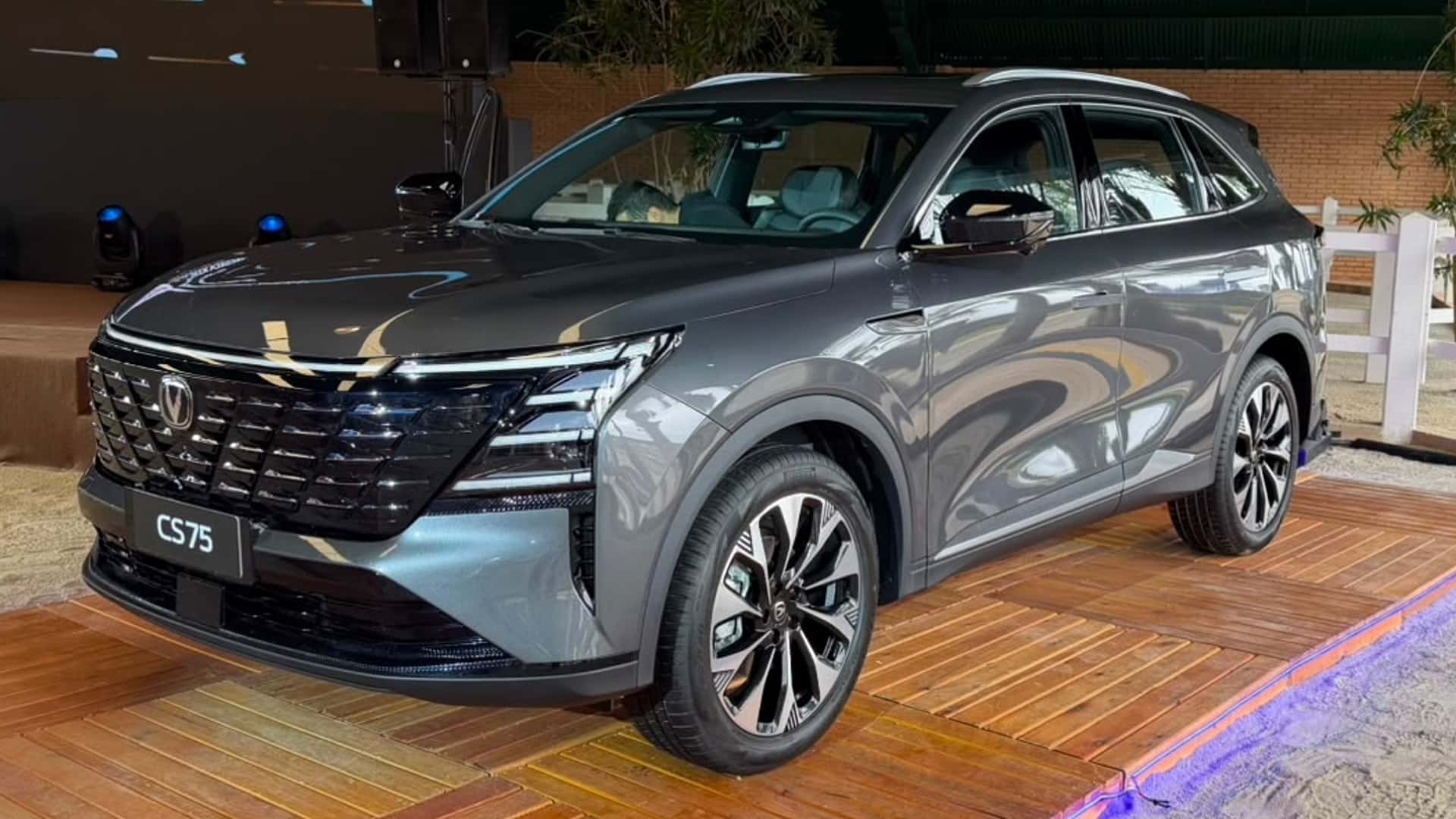 Novo CAOA Changan CS75 é rival de Compass e parte de R$ 199.990 22