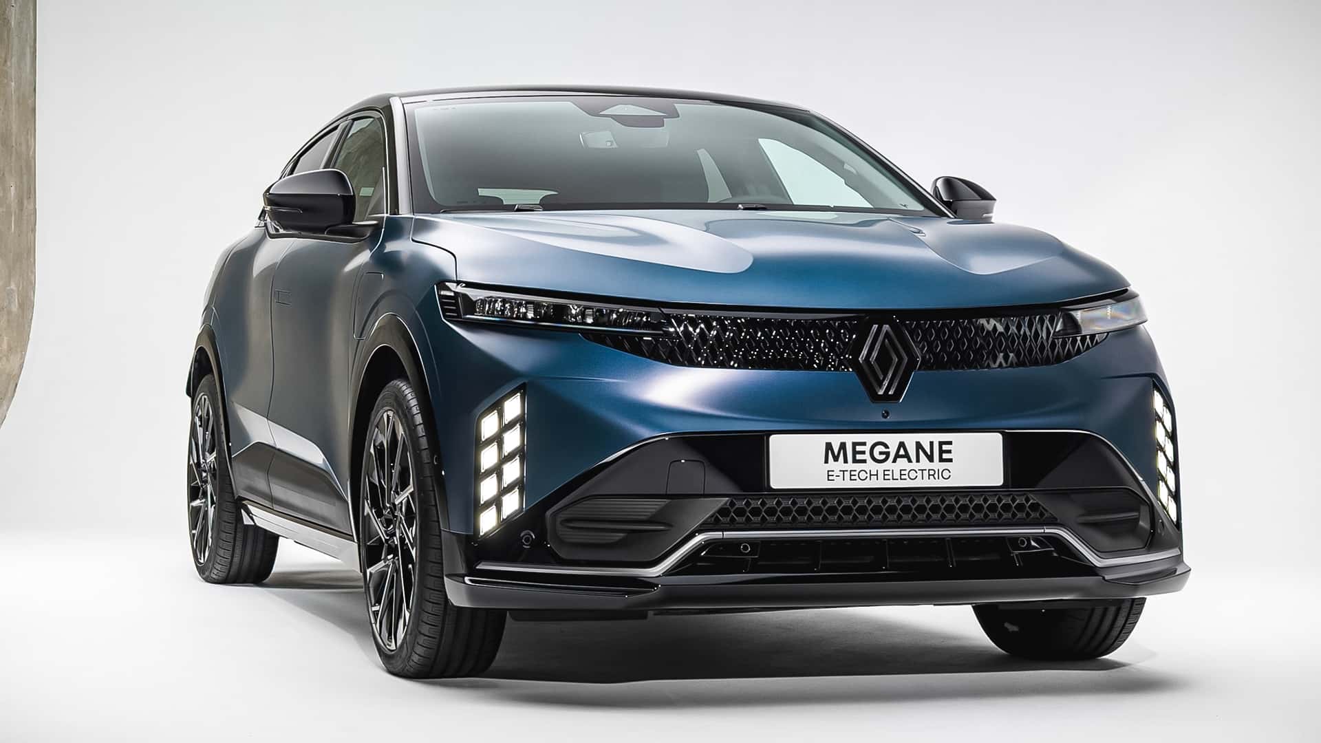 Novo Renault Megane E-Tech faz 500 km e tem cara de Clio 21