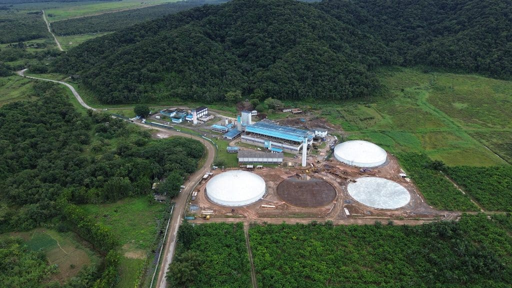 Novos reservatórios na Baixada Santista equivalem a uma frota de 6 mil caminhões-pipa cheios de água 13