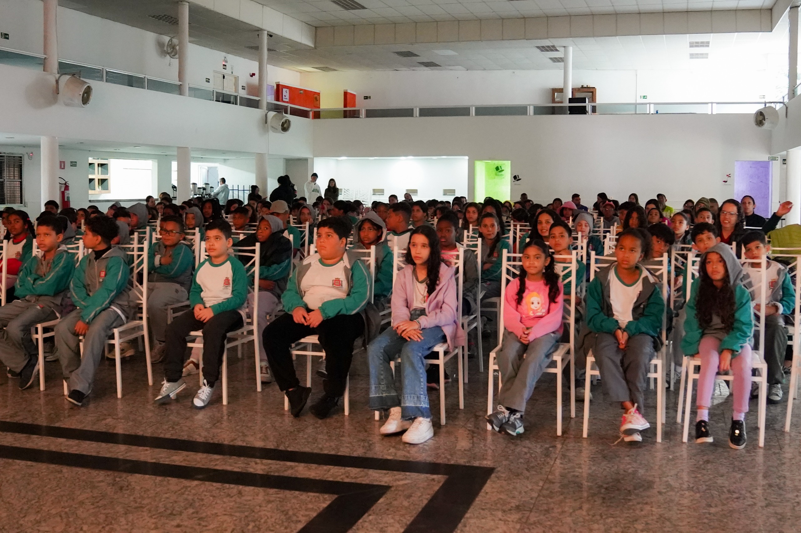 Semana Municipal do Meio Ambiente mobiliza estudantes em ação de conscientização ambiental em Ferraz 1