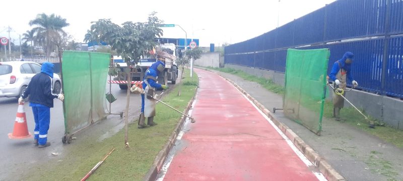 Secretaria de Serviços Públicos de Arujá realiza zeladoria em diversos cantos da cidade 3