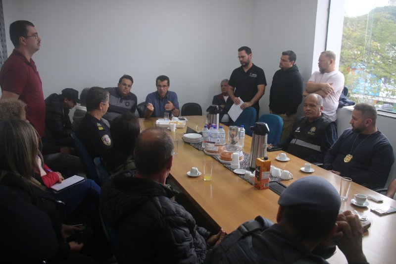 Prefeitura realiza reunião sobre organização das celebrações aos 194 anos de Santa Isabel 5