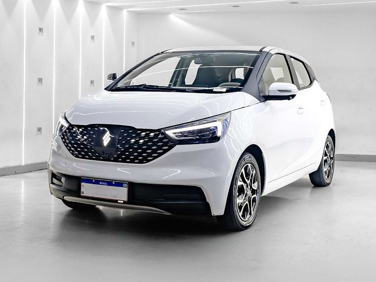 Quem é a marca que vende hoje o carro elétrico mais barato do Brasil? 2 Quem é a marca que vende hoje o carro elétrico mais barato do Brasil? 1