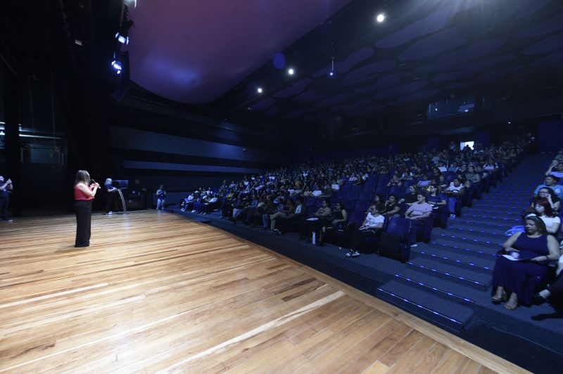 Guarulhos discute erradicação do trabalho infantil em evento aberto ao público no Teatro Adamastor 1