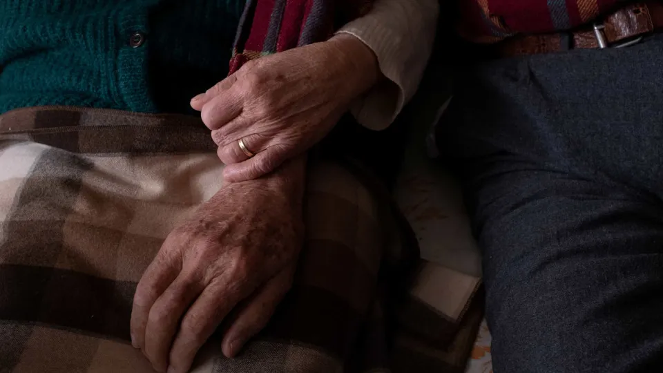 Denúncias de violência contra idosos crescem no país 7