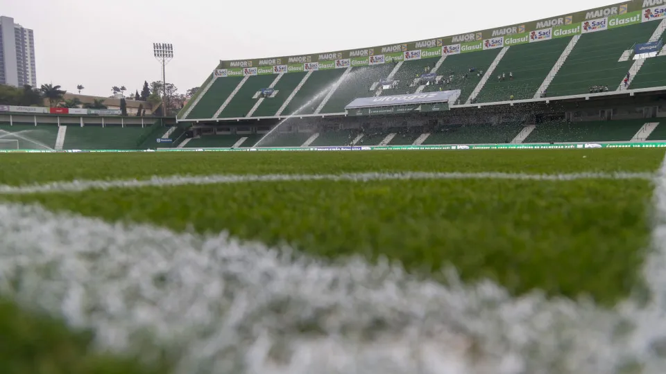 Polícia apura denúncia de estupro de criança de 4 anos dentro do Palmeiras 3