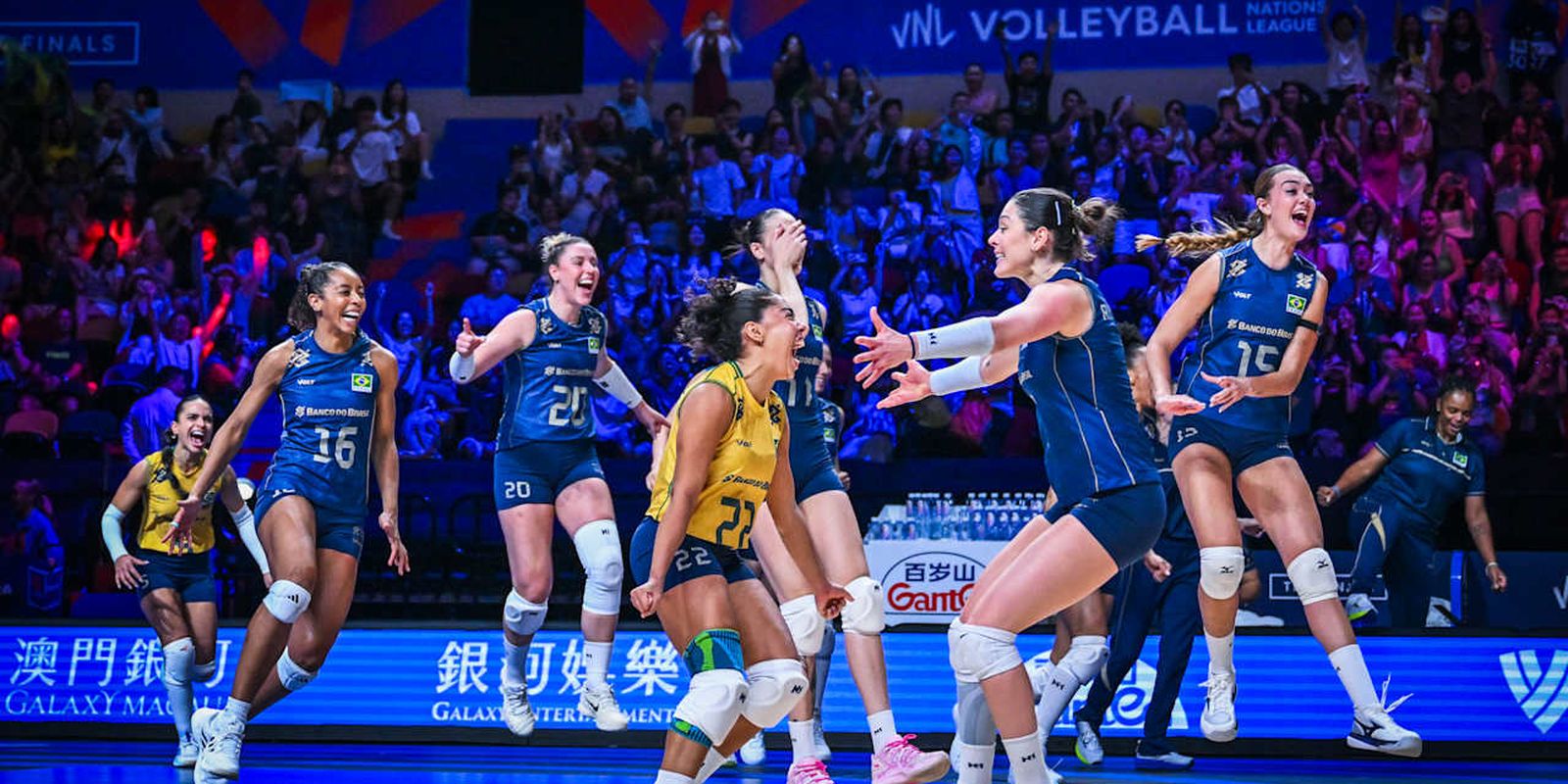 Brasil bate favorita Itália e terá Turquia na final da Liga das Nações 7
