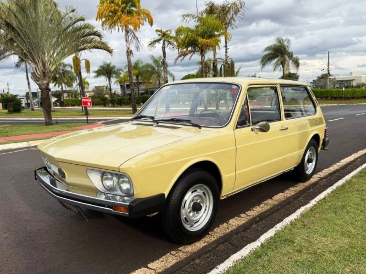 Brasilia Bege Jangada de quase 50 anos tem um mar de itens novos; saiba quanto vale 2